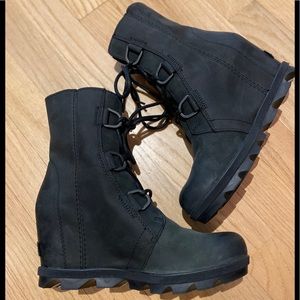SOREL JOAN OF ARCTIC WEDGES